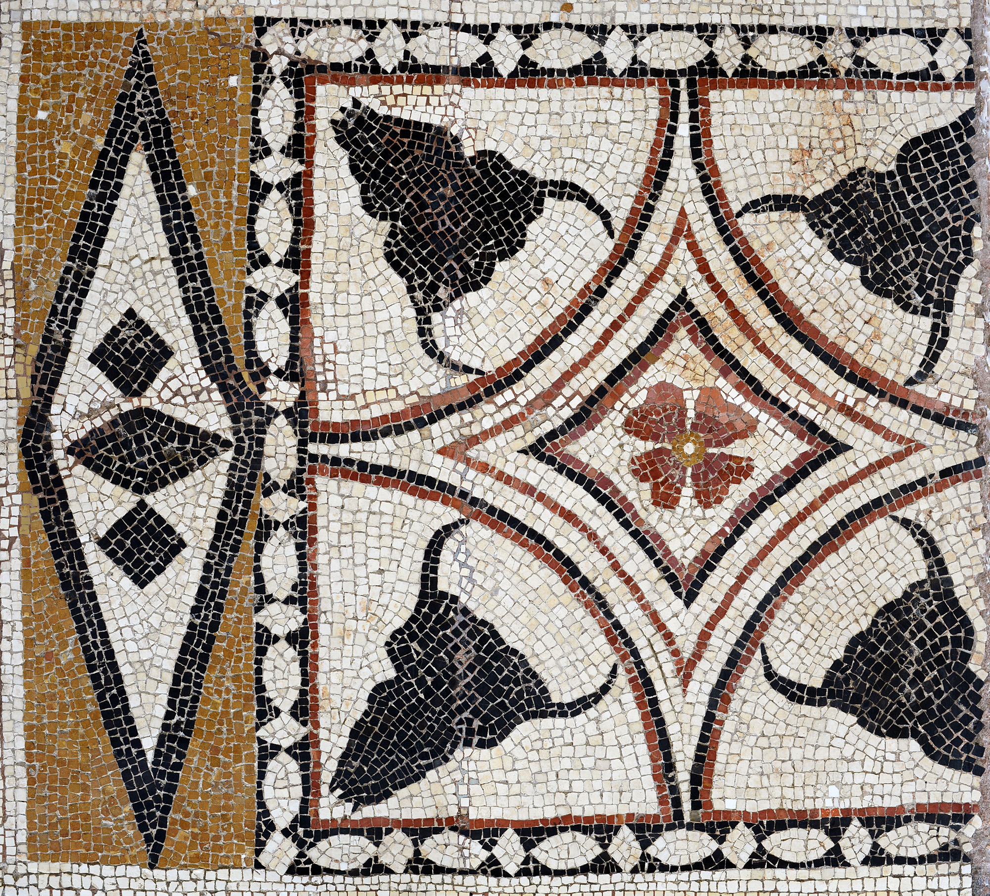 Mosaïque de Luc en diois (Carré 6) ©Paul Veysseyre. Mosaïque de Luc en diois (Carré 6) ©Paul Veysseyre.